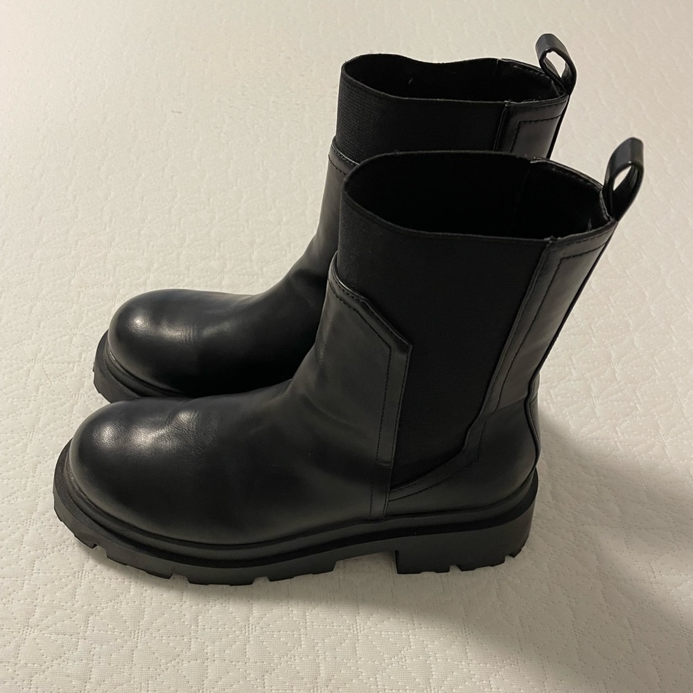 Dolce Vita Chelsea Boot